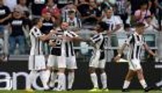 يوفنتوس ينفض غبار "السوبر" بثلاثية أمام كالياري