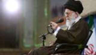 خاتمي يتجرأ ويطلب من المرشد إطلاق سراح قادة معارضين 