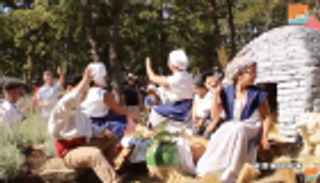 بالفيديو.. بوابة "العين" تتعطر برائحة اللافندر في فرنسا