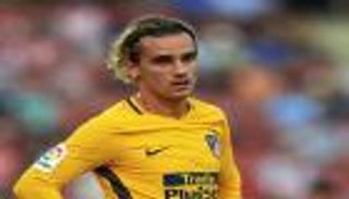 بالفيديو.. تهور جريزمان يكلفه أول بطاقة حمراء في مسيرته