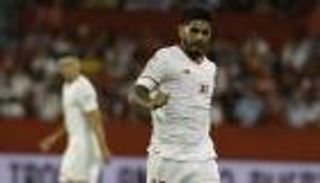 بالفيديو.. بانيجا "إشبيلية" يطرد بنفس سيناريو جريزمان