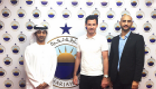 الشارقة يدعم خطوطه الخلفية بمدافع أسترالي