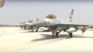 القوات الجوية تدمر أهدافًا إرهابية بالشريط الحدودي الغربي