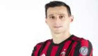 كالينيتش لا يخشى الضغوط في ميلان 