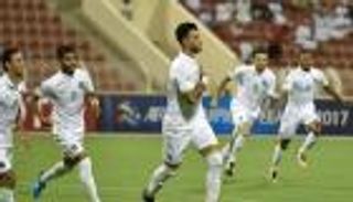 بالفيديو.. الأهلي يفرط في تقدمه بهدفين ويتعادل مع بيروزي 