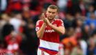 السيتي يتجه لمدافع ميدلزبره تحسبا لفشل صفقة إيفانز