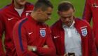 جاجيلكا يدعم عودة روني المتألق لمنتخب انجلترا