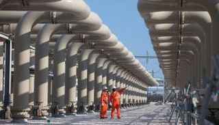 الدوحة تصطدم بشراسة المنافسة بسوق الغاز المسال