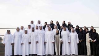 الشيخ محمد بن زايد يلتقي وفدا من كليات التقنية العليا