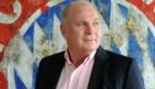 هونيس يسخر من أموال باريس وجشع كوستا