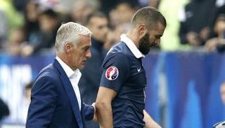 ديشامب وبنزيمة