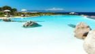 سرقة الرمال من شواطئ سردينيا الإيطالية "جريمة"