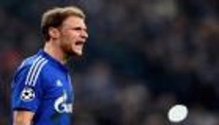 يوفنتوس يتحرك رسميا لضم مدافع شالكه