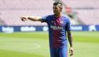 إنييستا يدعم برشلونة أمام ألافيس وظهور أول لباولينيو