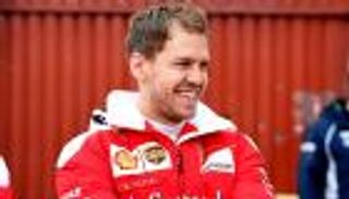 فيراري يربط فيتل بعقد جديد