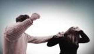 52 حالة عنف يوميا ضد المتزوجات في إيران