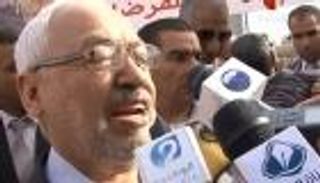 تونس تنتفض في وجه "الحمدين" ودلائل على التخريب القطري