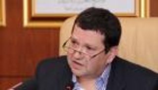 "قليلا من الذهب أيتها الشمس".. مختارات شعرية لعبده وازن تصدر بالقاهرة