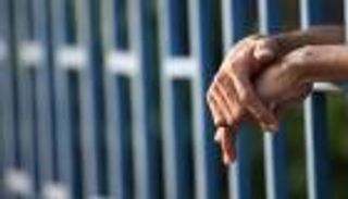 مصر.. ضبط رجل أعمال متهم بالاعتداء على لواء جيش سابق