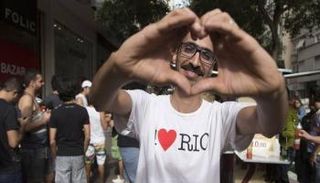 الشاب المصري محمد قناوي