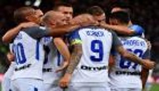 إنتر يقلب الطاولة على روما بثلاثية