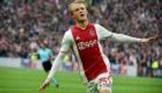 دورتموند ينفي اهتمامه بالتعاقد مع مهاجم أياكس