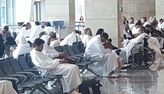 أسر شهداء 4 دول يتجمعون بالأراضي المقدسة 