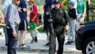 ترامب يوافق على صرف معدات عسكرية للشرطة