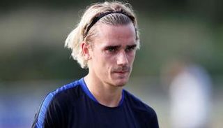 "عقوبة الفيفا" أنقذت أتلتيكو من فقدان جريزمان