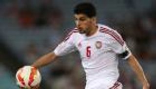 العنزي يرد هدية الحارس عيسي للأخضر