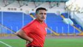 مستقبل سانشيز يبعده عن معسكر تشيلي 