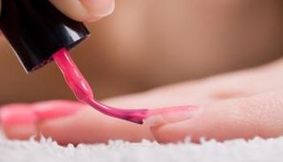 ألوان طلاء أظافر مميزة لعيد الأضحى