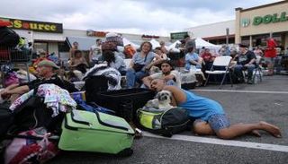 إنقاذ الآلاف من سكان تكساس