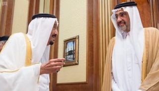 الملك سلمان يستقبل الشيخ عبدالله بن علي آل ثاني