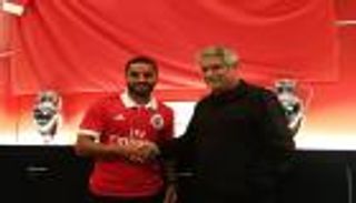 برشلونة يعير دوجلاس إلى بنفيكا