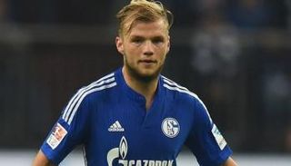 إشبيلية يتعاقد مع لاعب شالكة