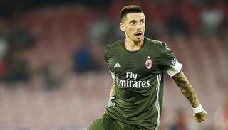 لاعب ميلان رفض الرحيل رغم خروجه من حسابات مونتيلا