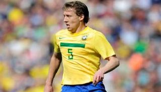 لوكاس ليفا يحلم بتمثيل البرازيل مجددا 