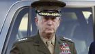 وزير الدفاع الأمريكي يهدد كوريا الشمالية بـ"رد عسكري هائل" 