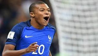 فينجر: مبابي هو "بيليه" الجديد