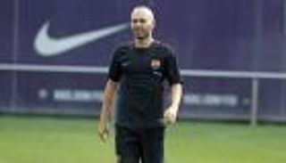 تقارير: يوفنتوس يرغب في ضم إنييستا