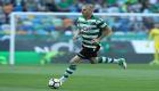 مدافع برشلونة السابق: لست أول لاعب يدخن