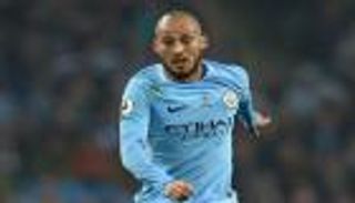 السيتي يبدأ مفاوضات تمديد عقد سيلفا