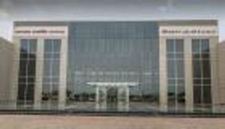 جامعة الإمارات للطيران تطلق برامج جديدة لدراسات الأعمال