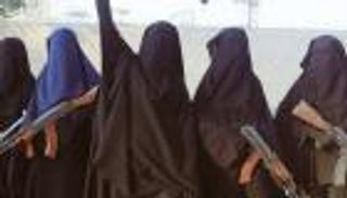 "نساء داعش".. وقود معارك التنظيم لسد نقص الرجال