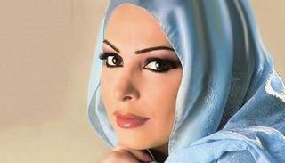 أمل حجازي بالحجاب