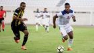 خروج اضطراري لحارسي الشارقة في ودية الاتحاد