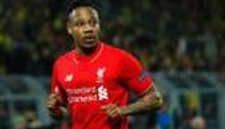 الإصابة تبعد مدافع ليفربول عدة أشهر