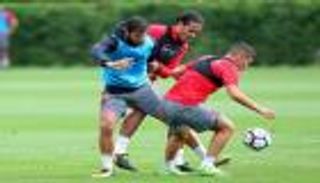 فان ديك يعود لتدريبات ساوثهامبتون بعد التجميد