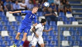 ميلان يطمئن جماهيره على إصابة كونتي